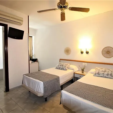 Hotel Canada 2*